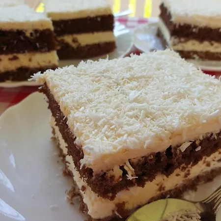 بيت شباب Youth Pinesta