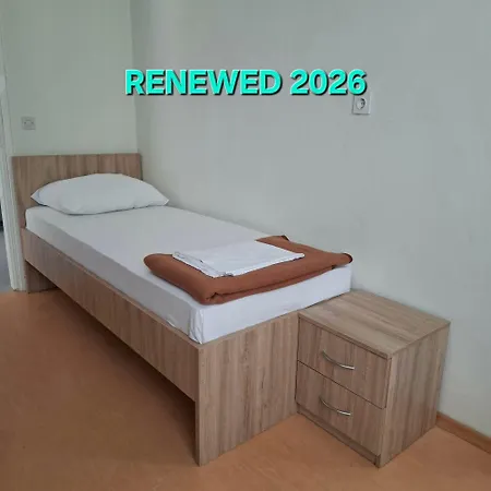 Hostel Youth Pinesta Novigrad Istria
