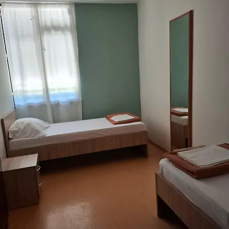 Auberge de jeunesse Youth Pinesta Novigrad Istria